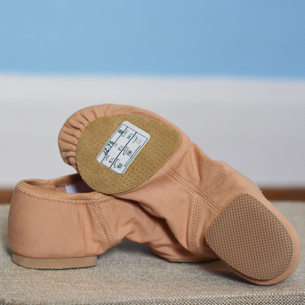 So Danca Jada  5.5 Adult Canvas Jazz Shoe in Sand JZ75L